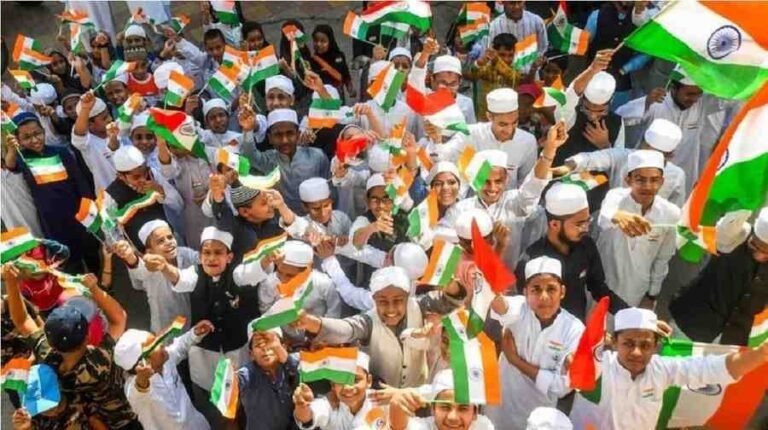 Chhattisgarh Waqf Board : छत्तीसगढ़ वक्फ बोर्ड का बड़ा फैसला: गणतंत्र दिवस पर प्रदेश की सभी मस्जिदों और इमामबाड़ों में सम्मान के साथ फहराया जाएगा तिरंगा