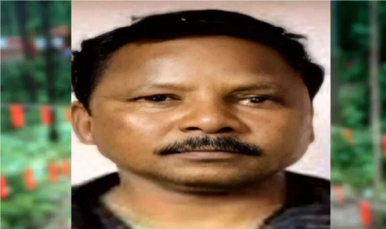 CG News : सुकमा में नक्सलवाद को बड़ा झटका शीर्ष नक्सली कमांडर बारसे देवा ने किया सरेंडर, हिड़मा का करीबी माना जाता था