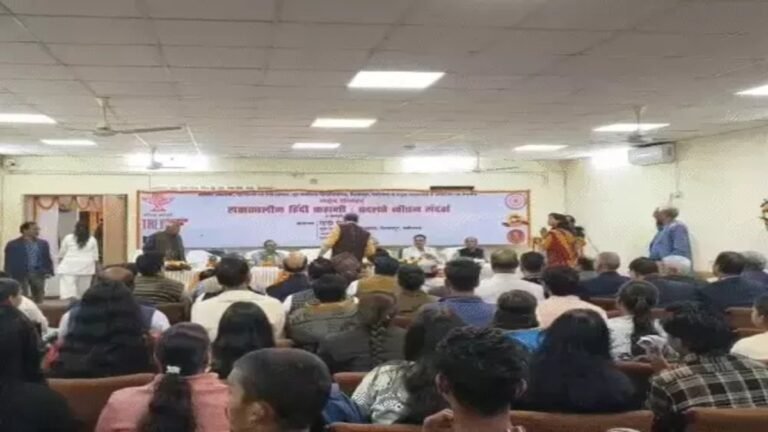 साहित्यकार अपमान विवाद ने पकड़ा तूल, GGU कुलपति को हटाने की मांग तेज