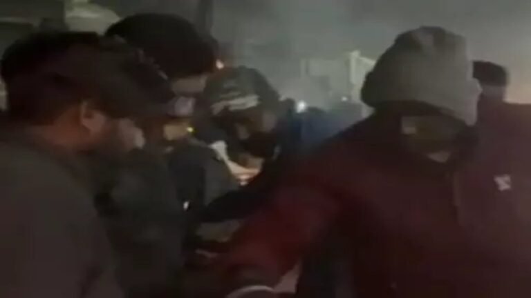 CG NEWS : शराब दुकान के पास सक्रिय पॉकेटमारी गिरोह का भंडाफोड़, एक आरोपी गिरफ्तार, तीन फरार