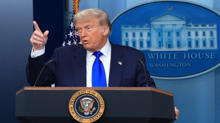 रूस से तेल खरीदने वालों पर अमेरिका की बड़ी चेतावनी, 500% तक टैरिफ लगाने की तैयारी